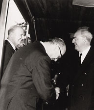 Gustavo Rol insieme a Giuseppe Saragat, Amintore Fanfani e Mario Scelba
